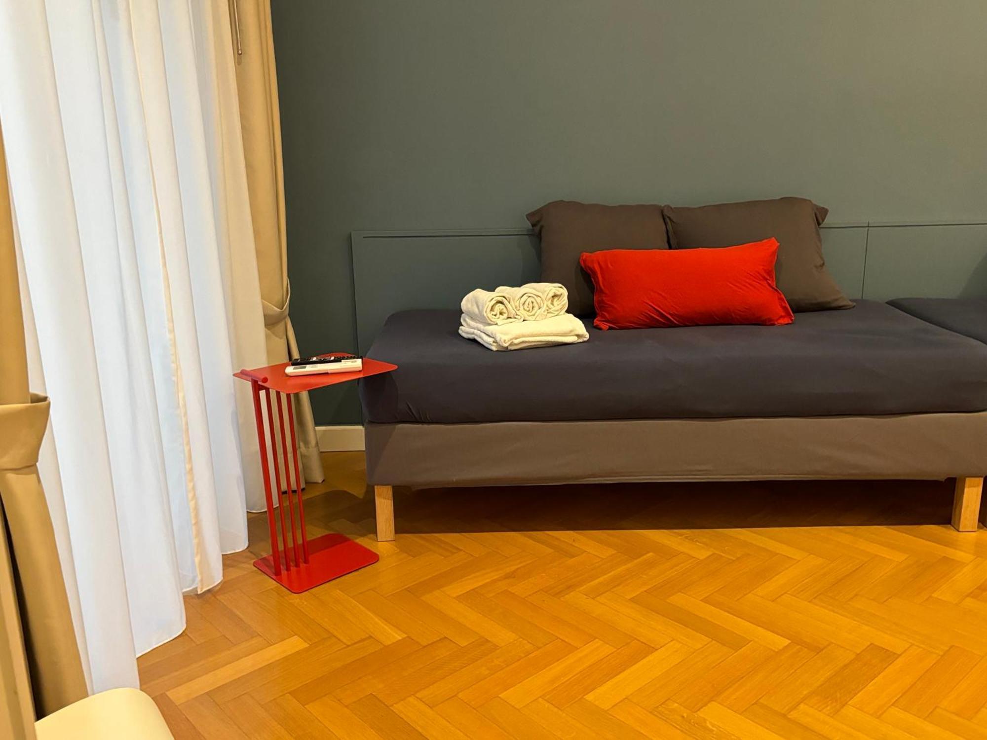 Napoliforever Chiaia Apartment المظهر الخارجي الصورة