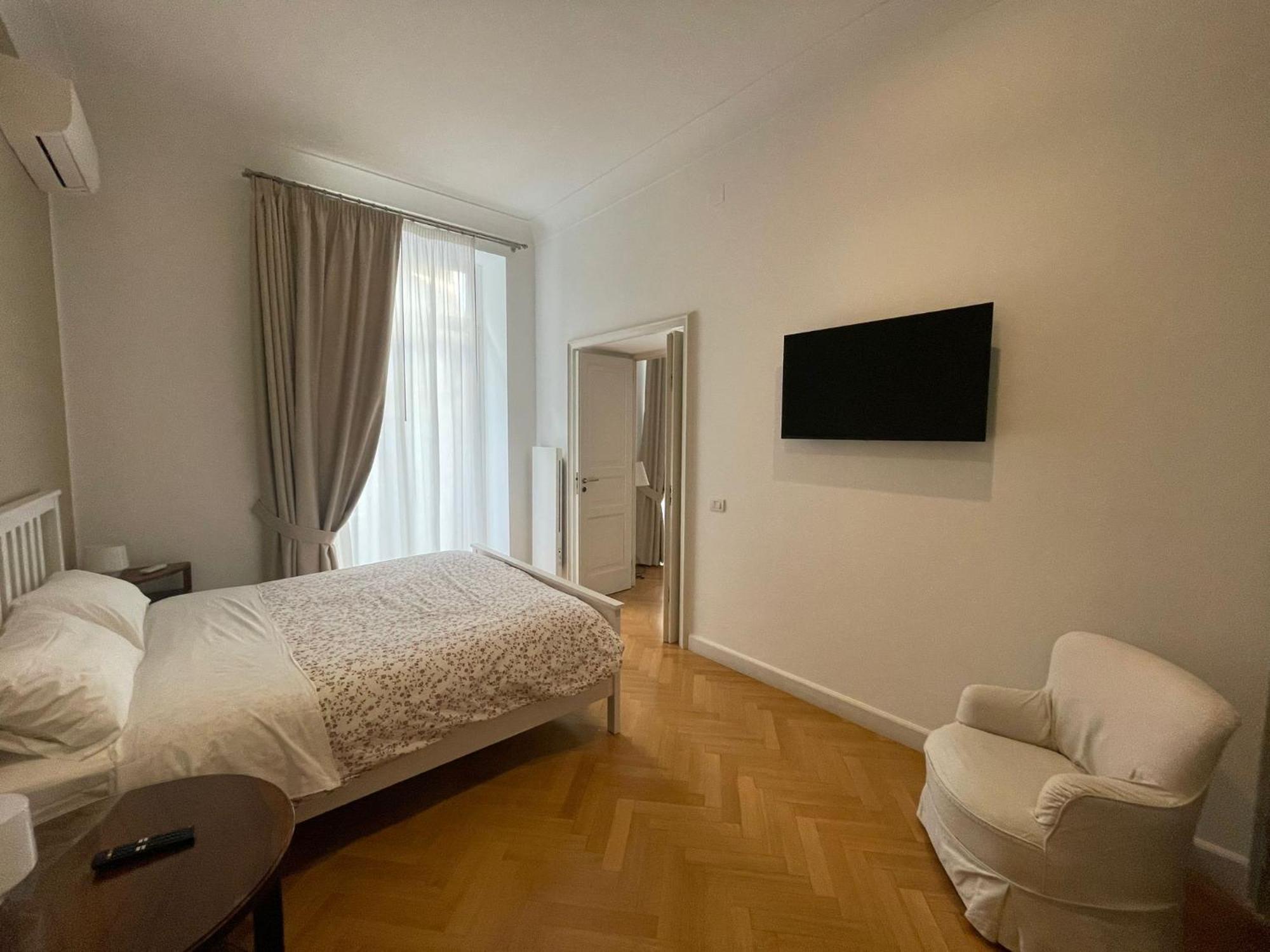 Napoliforever Chiaia Apartment المظهر الخارجي الصورة